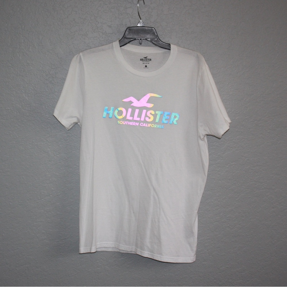 White Holister t shirt